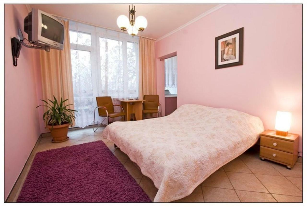 Aparthotel Bialy Orzel Przemyśl Exterior foto