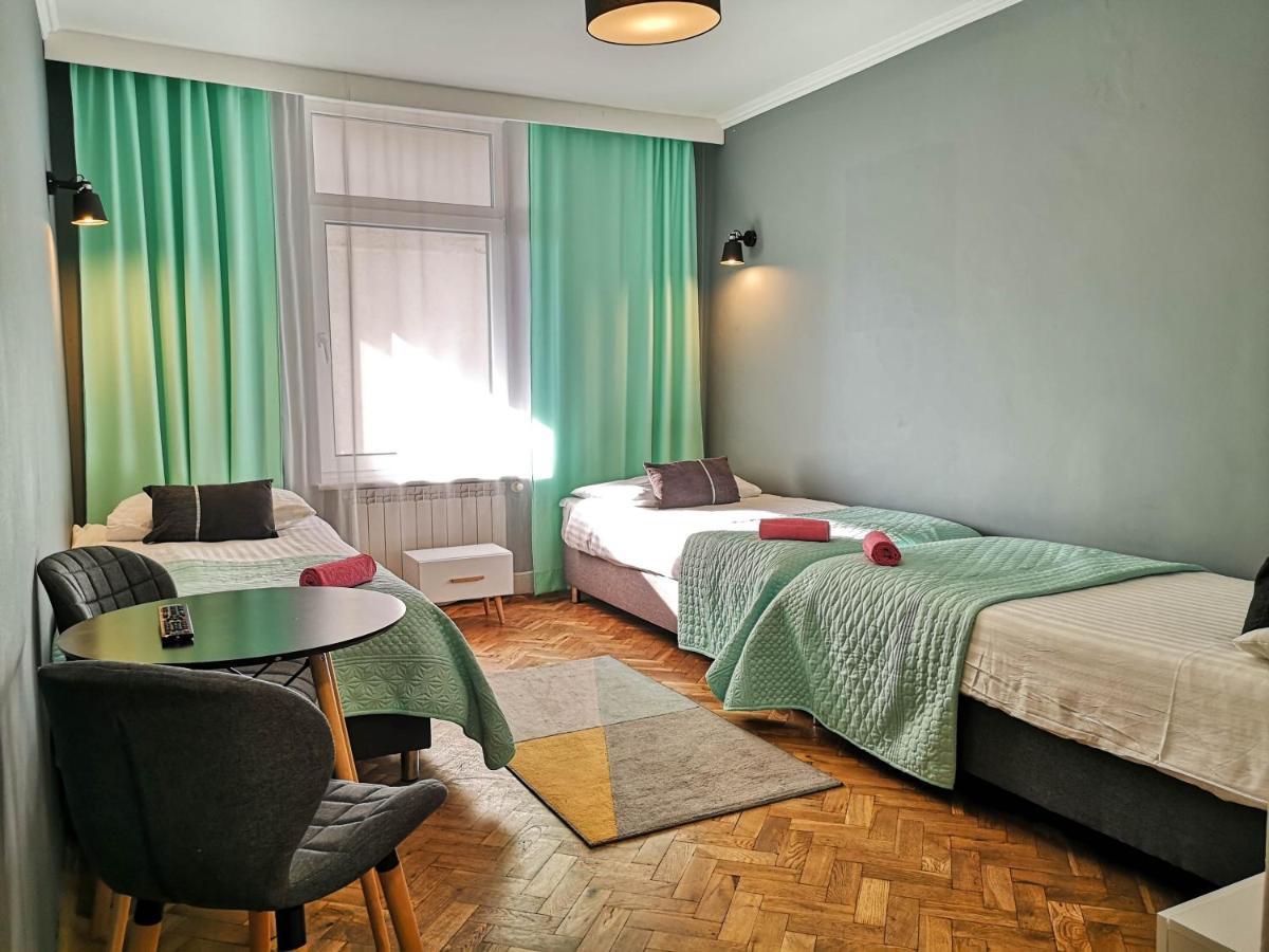 Aparthotel Bialy Orzel Przemyśl Exterior foto
